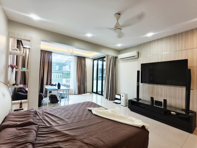 Desa Tebrau Harmonium Precinct 9F Cluster untuk Untuk Dijual - RM 1,700,000, Apr 2026 - Bedroom - PropertyGuru.com.my