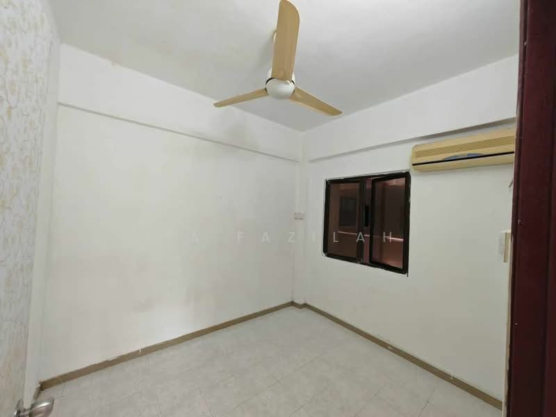 Condominium for Sale at Taman Desa Relau 2 - Ila Fazilah - Bedroom - PropertyGuru.com.my