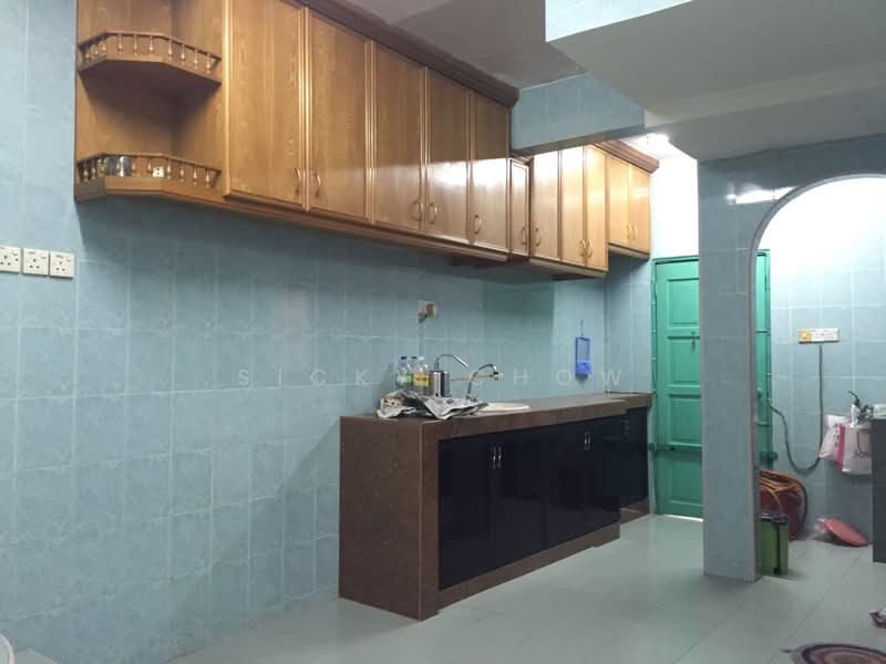 Taman Desa Karunmas untuk Untuk Dijual - RM 462,000, Apr 2026 - Kitchen - PropertyGuru.com.my