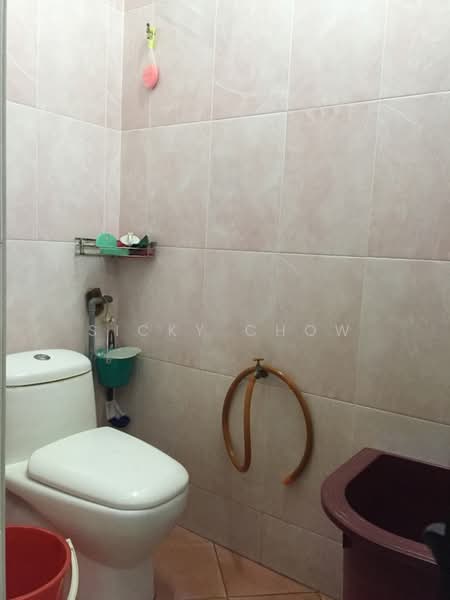 Taman Desa Karunmas untuk Untuk Dijual - RM 462,000, Apr 2026 - Bathroom - PropertyGuru.com.my