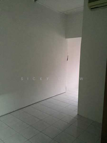 Taman Desa Karunmas untuk Untuk Dijual - RM 462,000, Apr 2026 - Interior - PropertyGuru.com.my