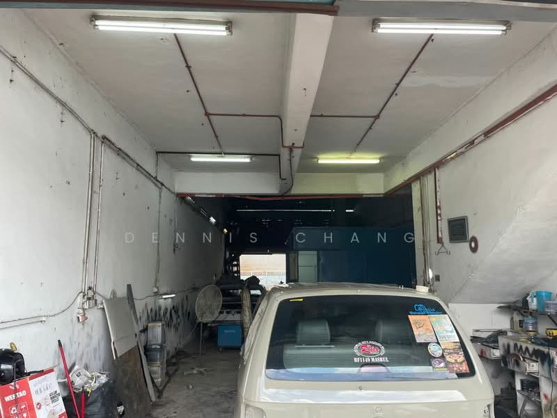 Terrace Factory for Rent in Bandar Teknologi Kajang (Kajang) - Dennis Chang - Car Park - PropertyGuru.com.my
