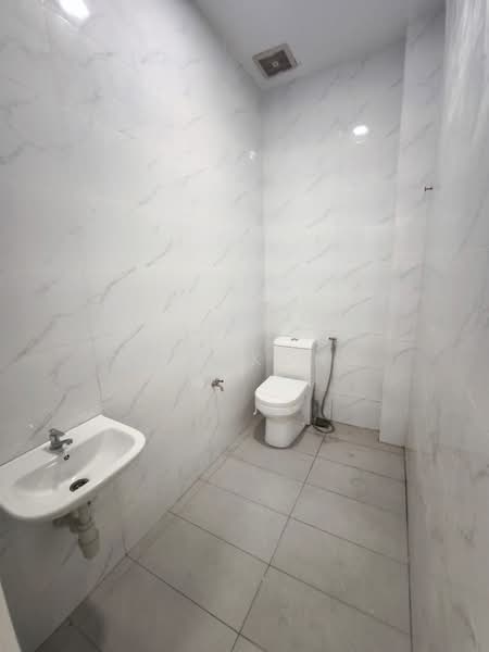 Kedai untuk Disewa di Taman Mulia (Cheras) - Stif Kong - Bathroom - PropertyGuru.com.my