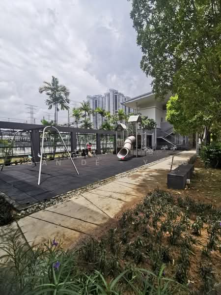 Townhouse for Rent in Petaling Jaya (Selangor) - Gan De - Ying - Exterior - PropertyGuru.com.my