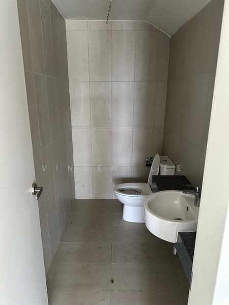 Semi-Detached House for Sale in Bandar Tropicana Aman (Telok Panglima Garang) - Vincent Lee - Bathroom - PropertyGuru.com.my