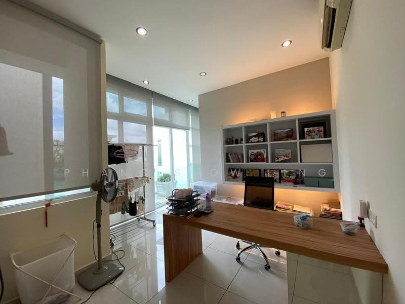 Bungalow House for Sale in Bukit Katil (Melaka) - Phang Seow Ling - Study - PropertyGuru.com.my