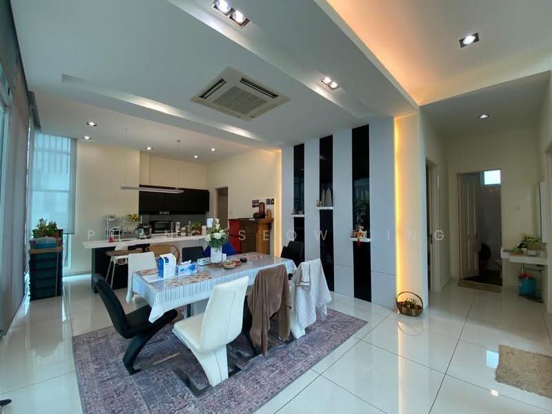 Bungalow House for Sale in Bukit Katil (Melaka) - Phang Seow Ling - Dining Room - PropertyGuru.com.my