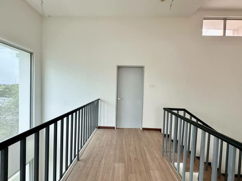 3-storey Terraced House for Sale in Bandar Tropicana Aman (Telok Panglima Garang) - BILYA ARIFF - Corridor - PropertyGuru.com.my