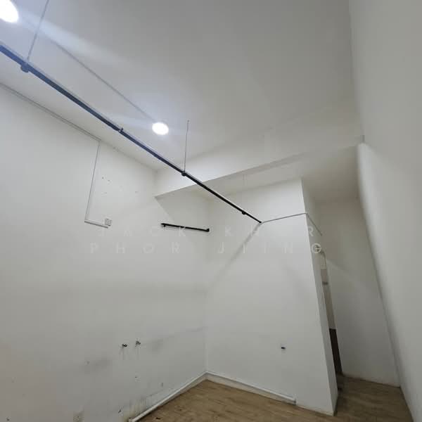Shop / Office for Rent in Setia Alam (Selangor) - Jack Khor Phor Jiing - Interior - PropertyGuru.com.my