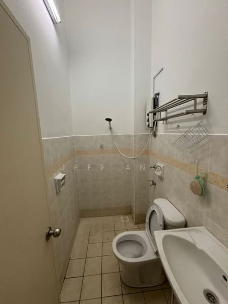 1-storey Terraced House for Rent in Bukit Indah (Iskandar Puteri (Nusajaya)) - Jeff Ang - Bathroom - PropertyGuru.com.my
