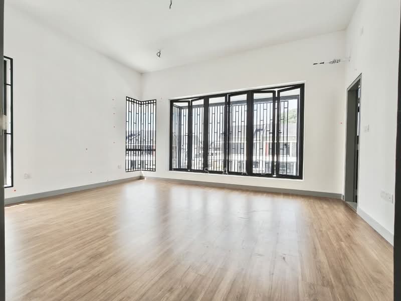 Elmina Green Seven untuk Untuk Dijual - RM 1,500,000, Apr 2026 - Living Room - PropertyGuru.com.my