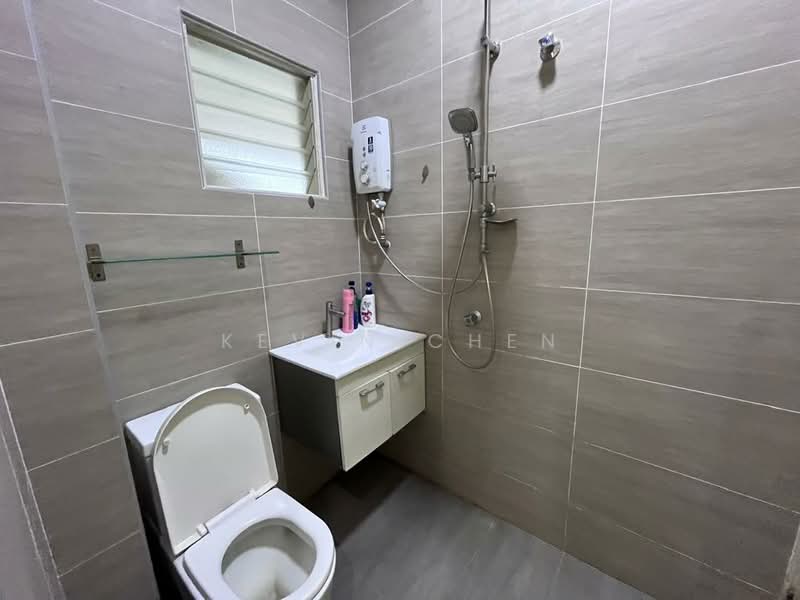 Rumah Teres 2-Tingkat untuk Dijual di Taman Segar Perdana (Cheras) - Kevin Chen - Bathroom - PropertyGuru.com.my