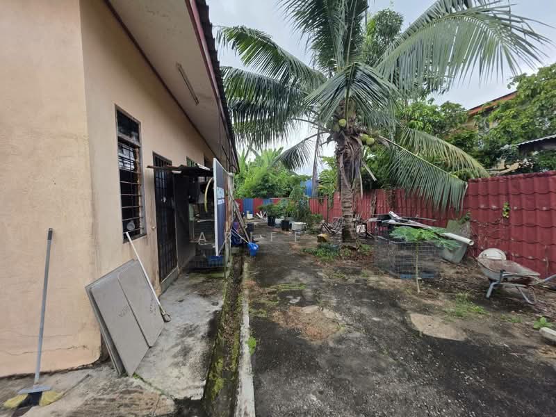 Bungalow for Sale in Pulau Kambing (Cabang Tiga) - Ariff . - Exterior - PropertyGuru.com.my