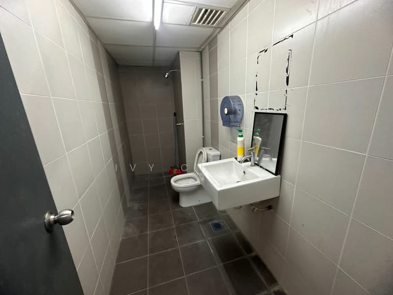 Kedai / Pejabat untuk Disewa di Taman Tasik Prima (Puchong) - Ivy Chong - Bathroom - PropertyGuru.com.my