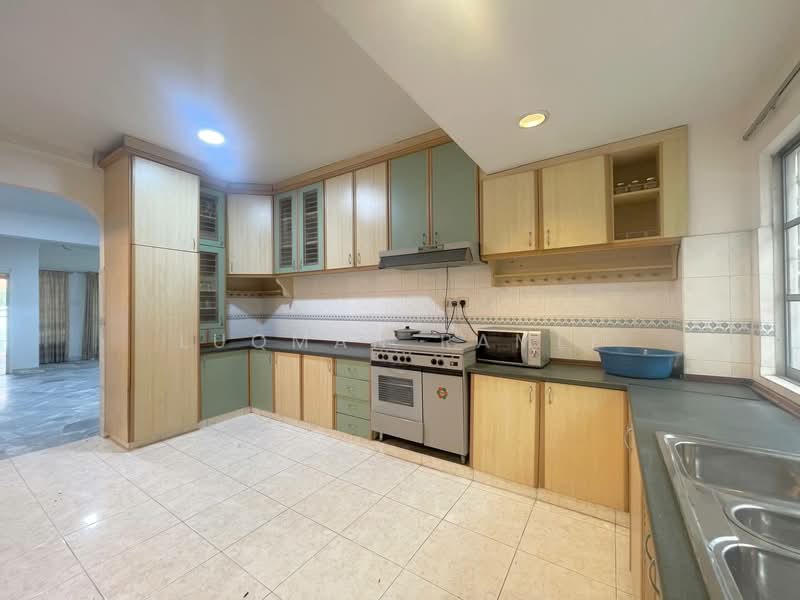 2-storey Terraced House for Sale in Usj 24 (Subang Jaya) - Luqman Ramli - Kitchen - PropertyGuru.com.my