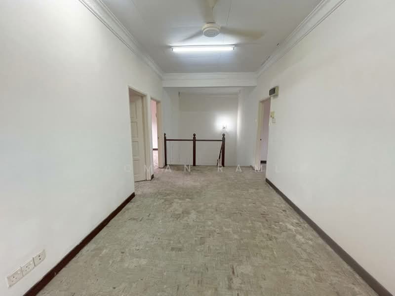 2-storey Terraced House for Sale in Usj 24 (Subang Jaya) - Luqman Ramli - Corridor - PropertyGuru.com.my