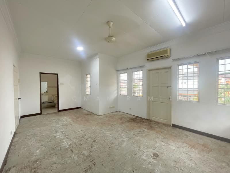 2-storey Terraced House for Sale in Usj 24 (Subang Jaya) - Luqman Ramli - Interior - PropertyGuru.com.my