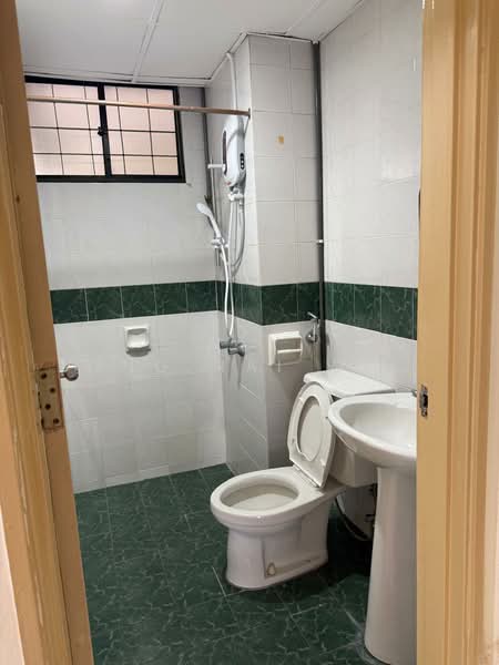 Condominium for Rent at Maxwell Towers - Ong Hai Wei - Bathroom - PropertyGuru.com.my