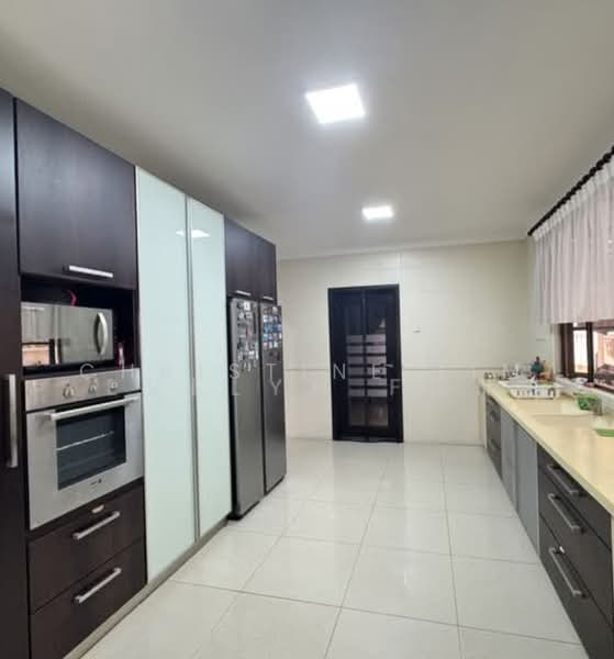 Bungalow for Rent in Kelana Jaya (Petaling Jaya) - Christine Lim - Dry Kitchen - PropertyGuru.com.my