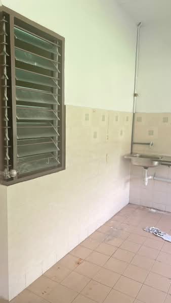 Apartment for Sale at Impiana Apartment - Jim Lee - Kitchen - PropertyGuru.com.my