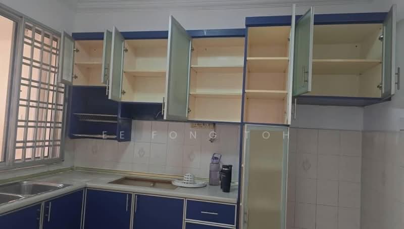Pangsapuri untuk Dijual di Pangsapuri Persiaran Tanjung - Ee Fong Toh - Kitchen - PropertyGuru.com.my