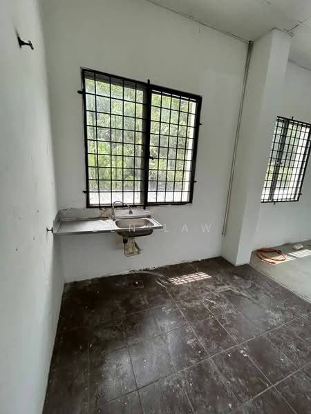 Kilang untuk Disewa di Puchong (Selangor) - Zen Law - Interior - PropertyGuru.com.my