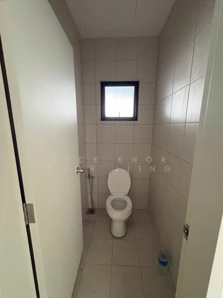 Shop / Office for Rent in Eco Ardence (Setia Alam) - Jack Khor Phor Jiing - Bathroom - PropertyGuru.com.my