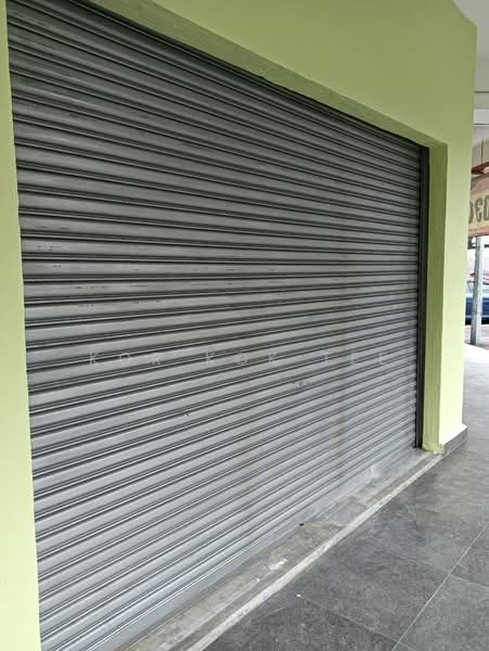 Taman Pinggiran Putra - 3