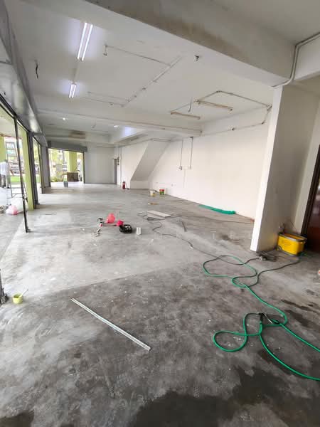 Taman Pinggiran Putra - 4