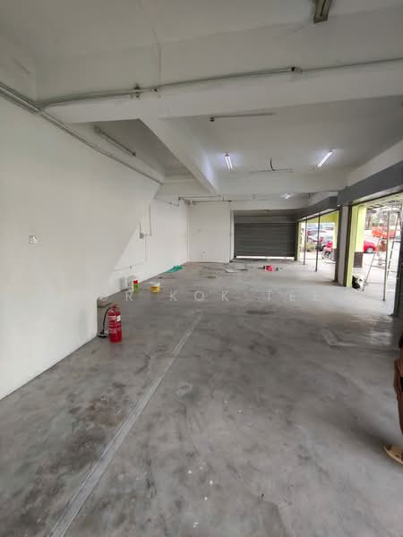 Shop for Rent in Taman Pinggiran Putra (Seri Kembangan) - Kor Kok Tee - PropertyGuru.com.my