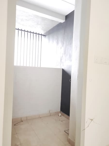 Servis Apartment untuk Disewa di Emerald 9 - Morwens Chiu - Yard - PropertyGuru.com.my