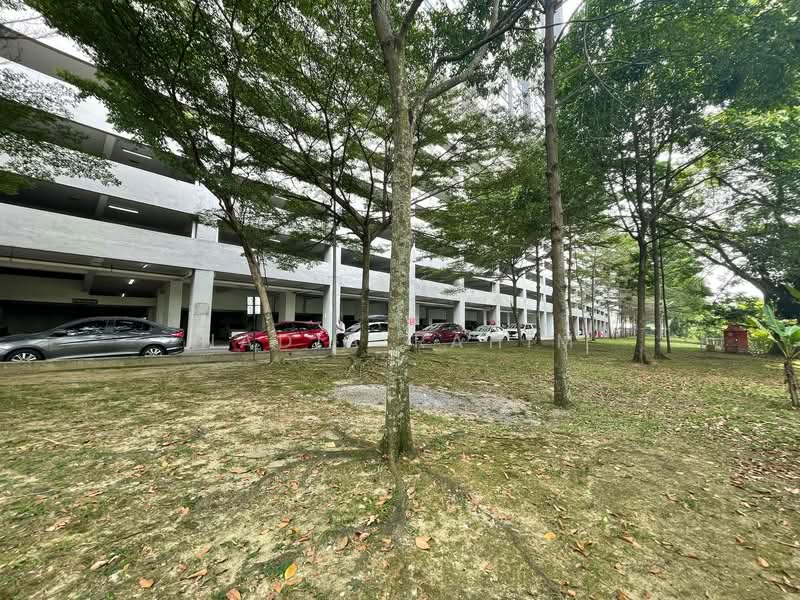 Service Residence for Sale at Amara - Nadia Rahim - Car Park - PropertyGuru.com.my