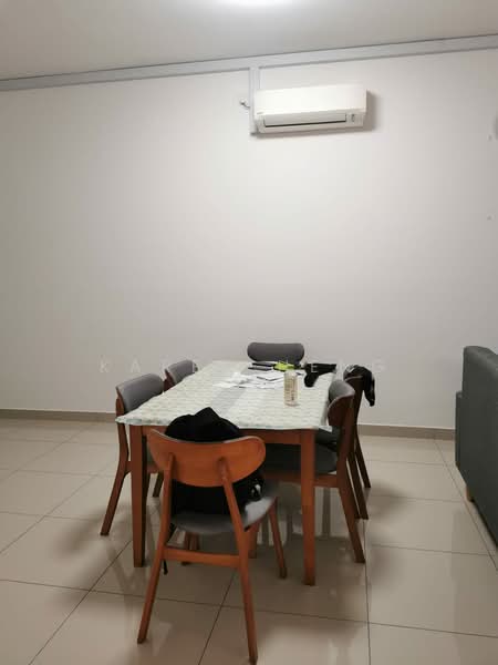 Rumah Teres untuk Disewa di Johor Bahru (Johor) - Karen Heng - Dining Room - PropertyGuru.com.my