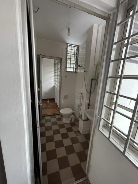 Rumah Teres 2 Tingkat untuk Disewa di Johor Bahru (Johor) - April Chin - Bathroom - PropertyGuru.com.my