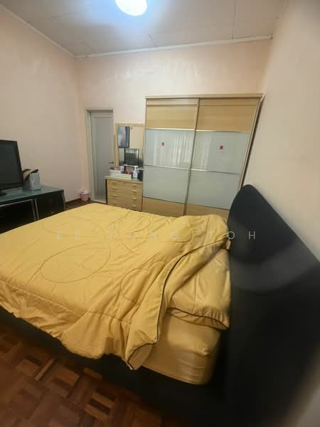 2-storey Terraced House for Sale in Bandar Seri Alam (Masai) - Ee Fong Toh - Bedroom - PropertyGuru.com.my