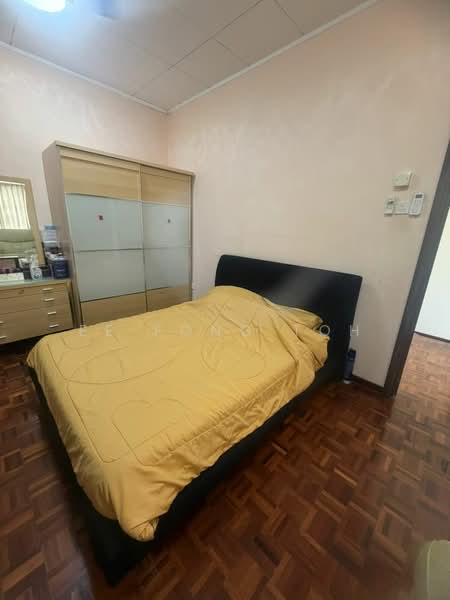 2-storey Terraced House for Sale in Bandar Seri Alam (Masai) - Ee Fong Toh - Bedroom - PropertyGuru.com.my