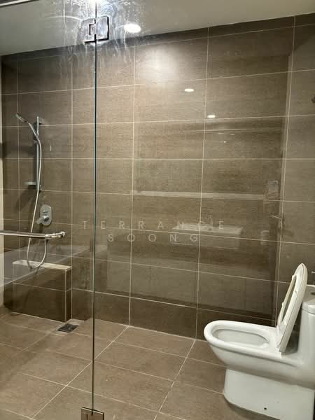Condominium for Rent at Iskandar Residences - Terrance Soong - Bathroom - PropertyGuru.com.my