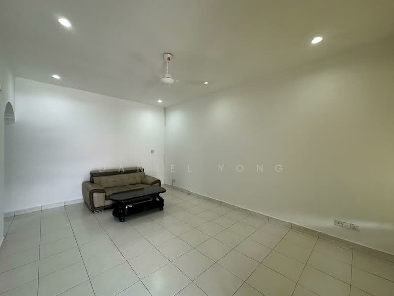 Bukit Impian Residence @ Taman Impian Emas untuk Untuk Dijual - RM 800,000, Apr 2026 - Living Room - PropertyGuru.com.my