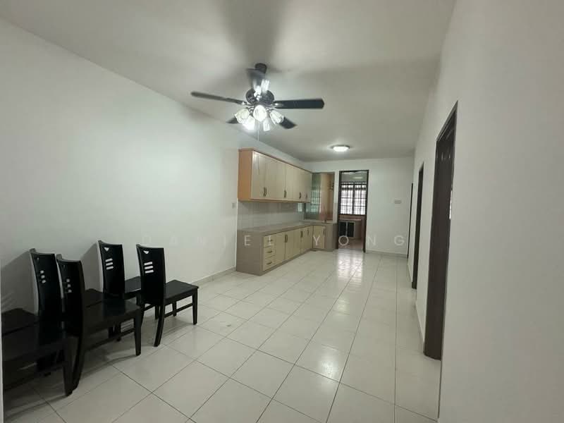 Bukit Impian Residence @ Taman Impian Emas untuk Untuk Dijual - RM 800,000, Apr 2026 - Kitchen - PropertyGuru.com.my