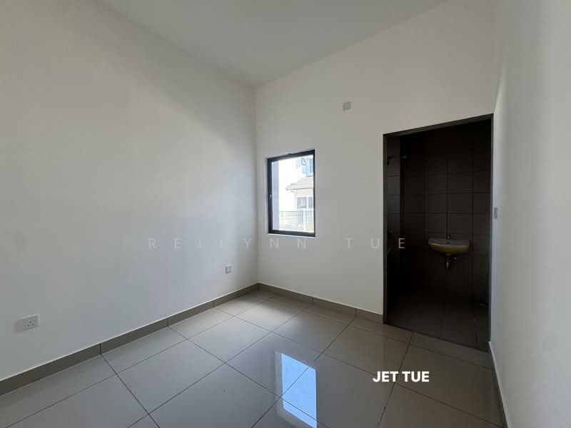 2-storey Terraced House for Sale in Bandar Bukit Raja (Klang) - Reilynn Tue - Interior - PropertyGuru.com.my