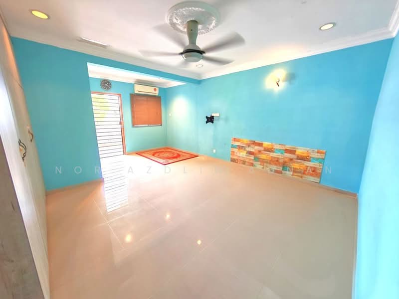 Rumah Teres untuk Dijual di Kajang (Selangor) - Nor Azdlin Adnan - Bedroom - PropertyGuru.com.my