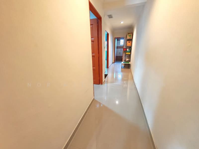 Rumah Teres untuk Dijual di Kajang (Selangor) - Nor Azdlin Adnan - Corridor - PropertyGuru.com.my