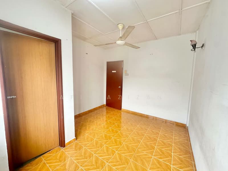 Semi-Detached House for Sale at Taman Taming Jaya - Afif Azizan - Interior - PropertyGuru.com.my