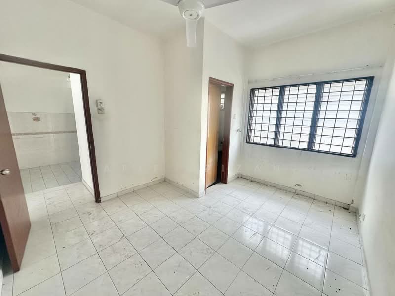 Semi-Detached House for Sale in Seri Kembangan (Selangor) - Afif Azizan - Interior - PropertyGuru.com.my