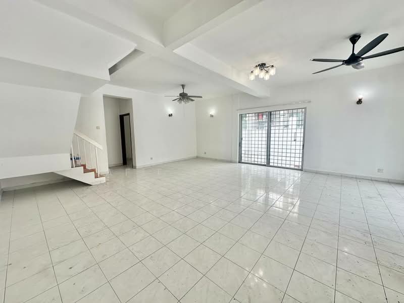 Semi-Detached House for Sale at Taman Taming Jaya - Afif Azizan - Living Room - PropertyGuru.com.my