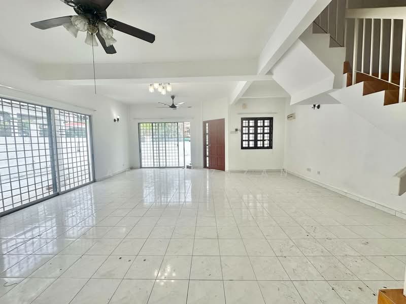 Semi-Detached House for Sale at Taman Taming Jaya - Afif Azizan - Living Room - PropertyGuru.com.my