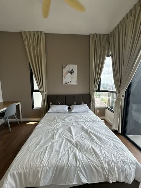 Condominium for Rent at The Legacy OUG - Alex Seow - Medium Bedroom - PropertyGuru.com.my