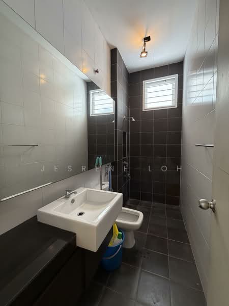 Bungalow for Rent in Johor Bahru (Johor) - Jesrene Loh - Bathroom - PropertyGuru.com.my
