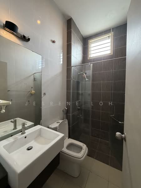 Bungalow for Rent in Johor Bahru (Johor) - Jesrene Loh - Bathroom - PropertyGuru.com.my