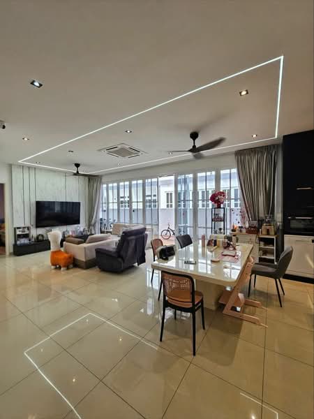 Cluster House for Sale in Taman Ekoflora (Johor Bahru) - Wil Mong - Living Room - PropertyGuru.com.my